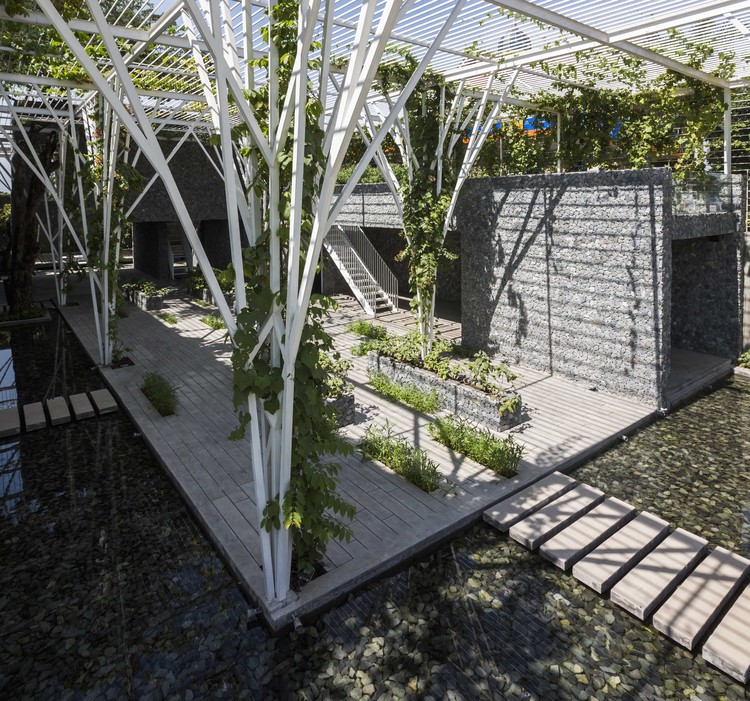 ̬ / Cong Sinh Architects